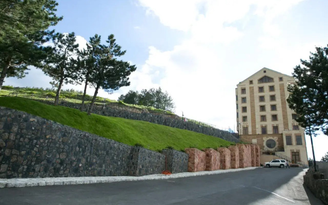 Ararat Resort Tsaghkadzor