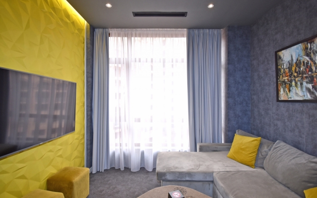Avenue ApartHotel