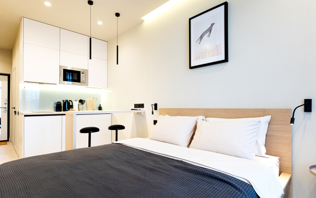 V Zhk Metropol S balkonom Apartments