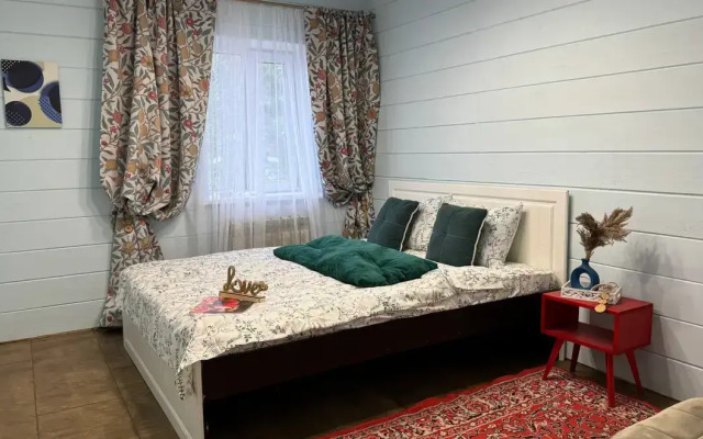 Kottedzh v Frantsuzskom Stile Provence Guest House