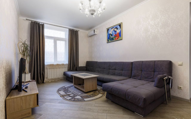Kutuzoff Na Kievskoy 3 Komnaty Apartments
