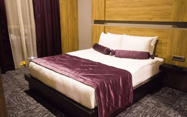 Sky Business Hotel
