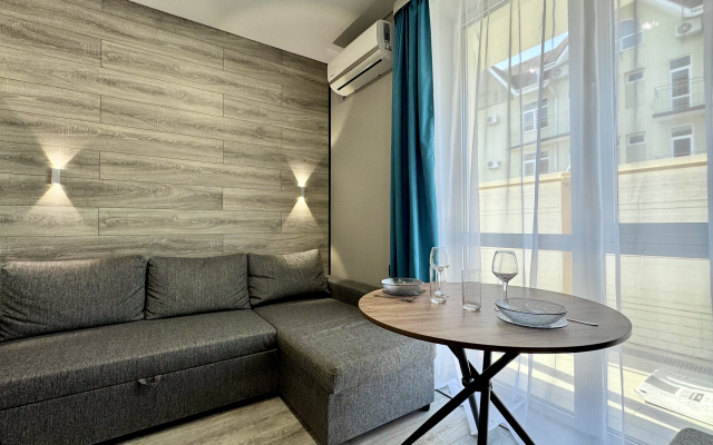 Studiya V 5 Minutah Ot Morya Flat