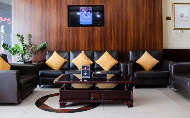 Fortune Karama Hotel