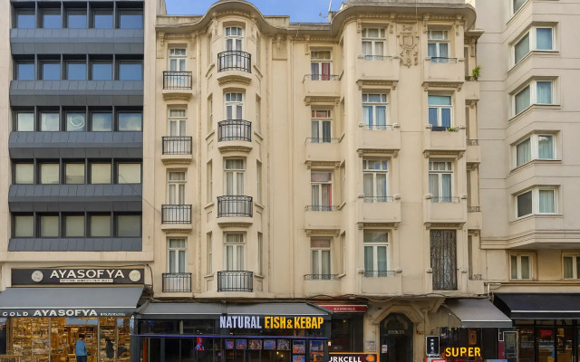 Отель Karlion Palace Taksim