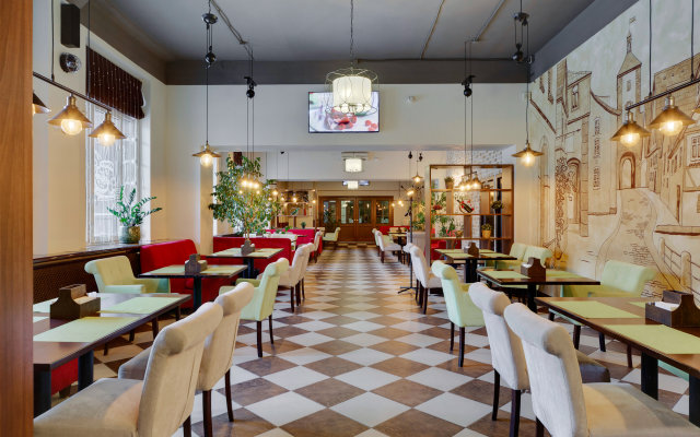 Polustrovo Hotel