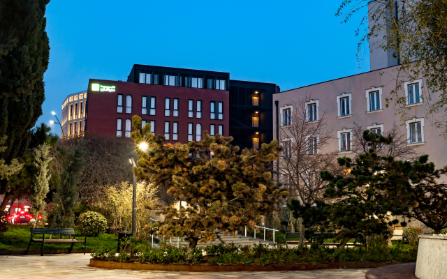 Hotel Holiday Inn Express Avlabari