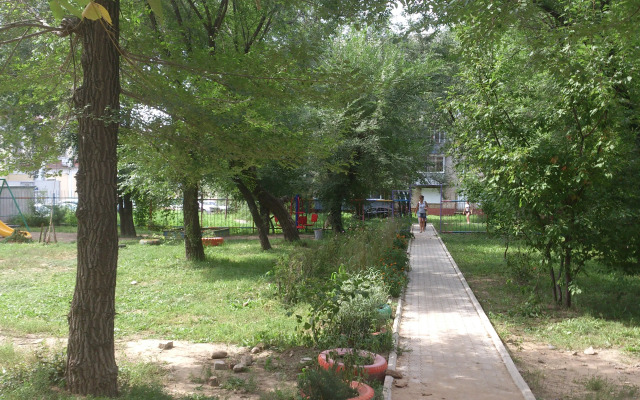 na Sinel'nikova 1 Flat