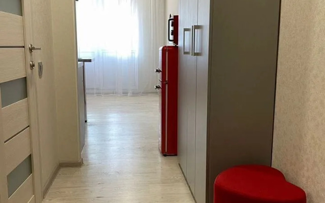 Na Ulitse S.Ya. Lemesheva 8 Flat