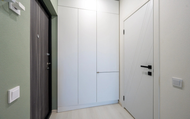 Stilnaya Studiya S Novym Remontom Flat