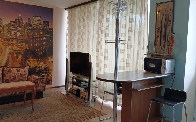 Studiya na Karla Marksa 21 Flat