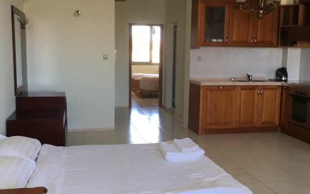 Gardenia Apartments