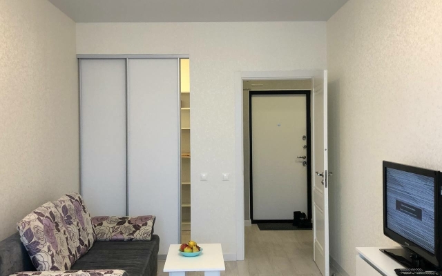 Stilnaya Kvartira S Dizaynerskim Remontom Flat