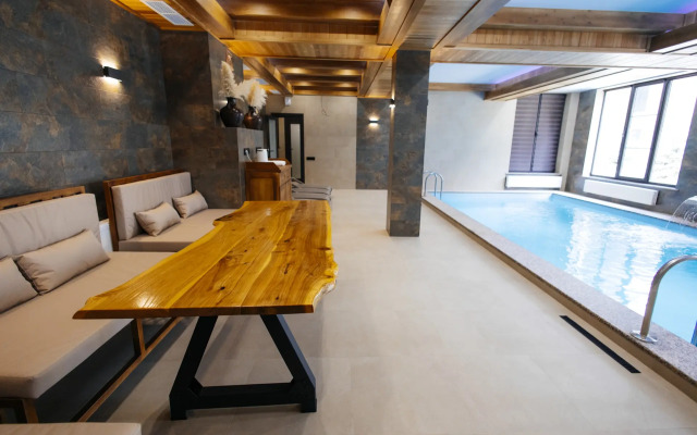 Artau Hotel