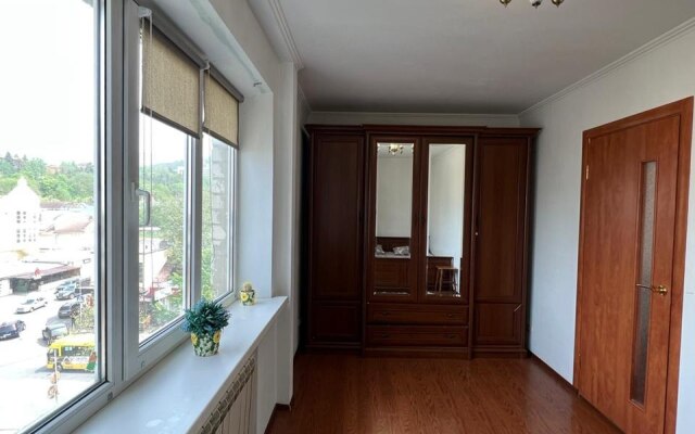 Квартира Дзержинского, 43