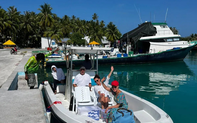 Blue Wave Maldives Guest House