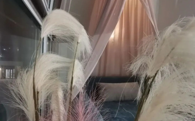 Квартира Уютная Студия в Жилом Комплексе Семья с Концепт-Парком