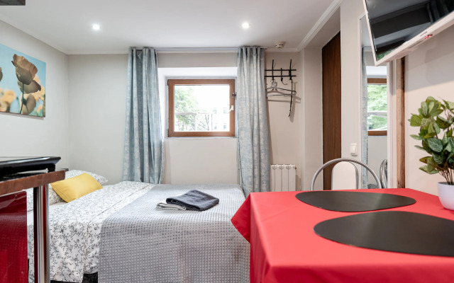 Апартаменты Оружейный 15а (103)