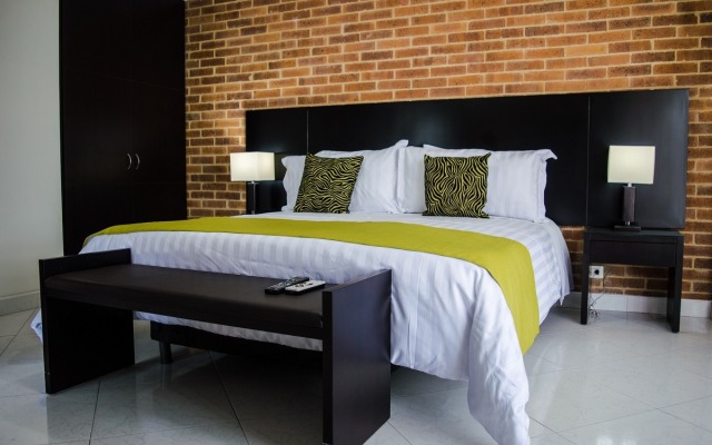 Icon Apartments