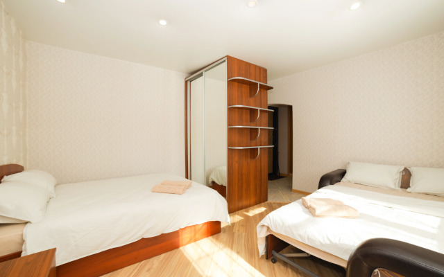 Odnokomnatnaya uytnyi Dom u ZD vokzala Flat