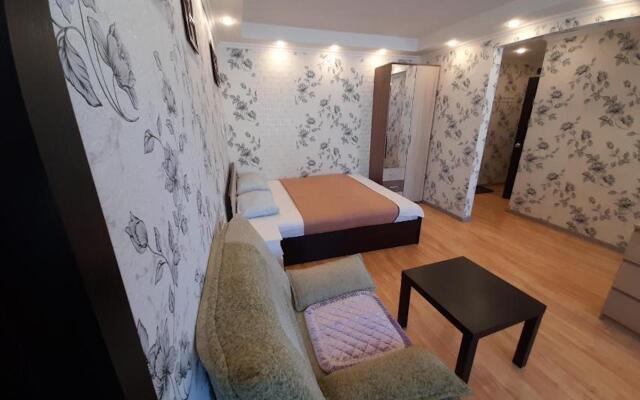 Апартаменты Марата 20