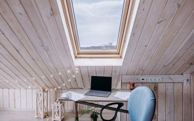 Гостевой Дом с Кипарисами в горах с видом на море