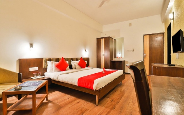 Отель 77 Degrees East