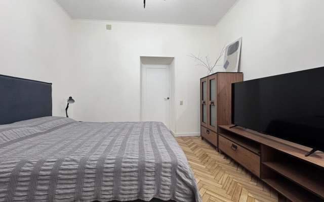 3-Komnatnaya Yarapartments na Svobody 58  Flat
