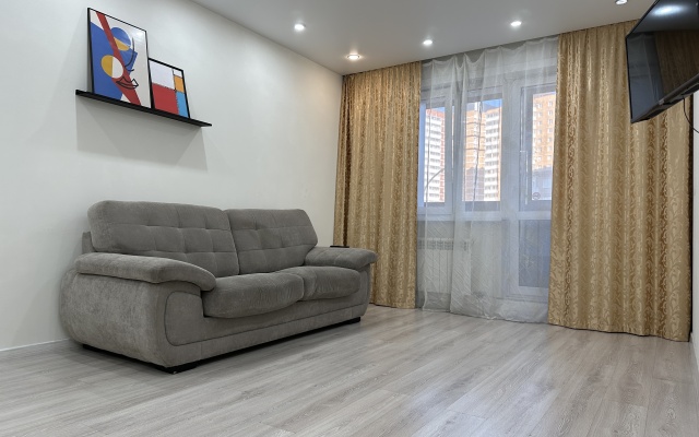 spacious 2-room apartment in the center of kakdom