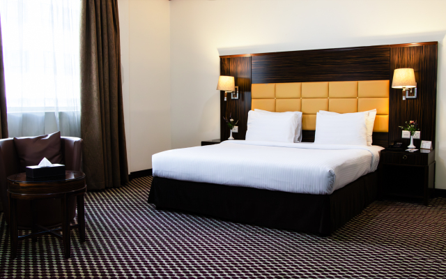 Fortune Karama Hotel