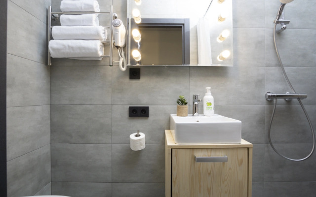 Апартаменты 3 GoldenRing, Суркова 20/6