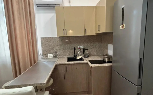 606 Na Krymskoy 89 Apartments