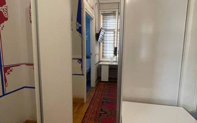 Chor Minor 100 m do starogo goroda s besplatnum bassejnom  Hotel