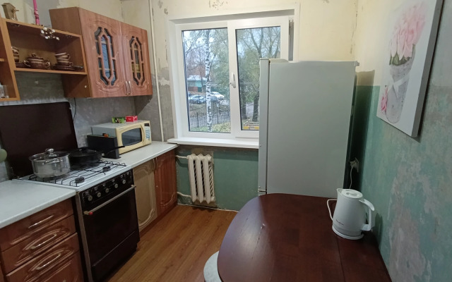 Квартира Трёхкомнатная на Белоконской 15В