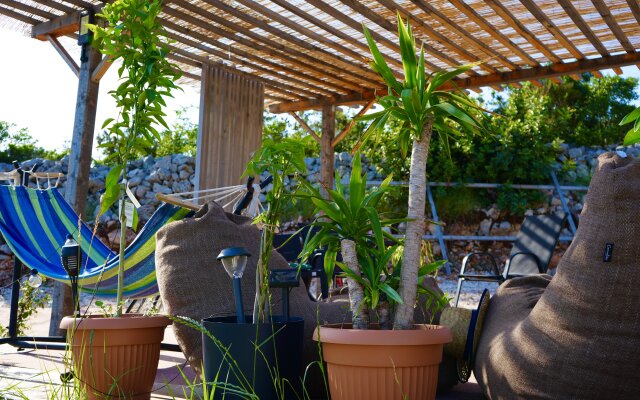 Rose (luštica Bay) Glamping
