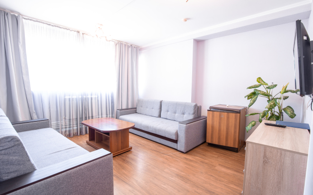 Ekipazh Hotel
