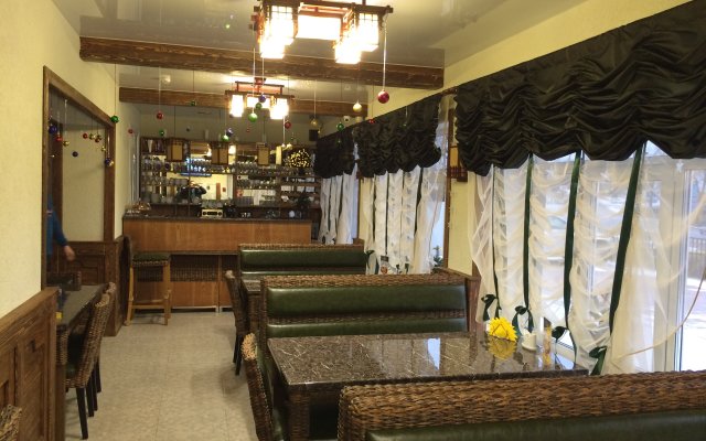 Отель УЮТ-Ермолино