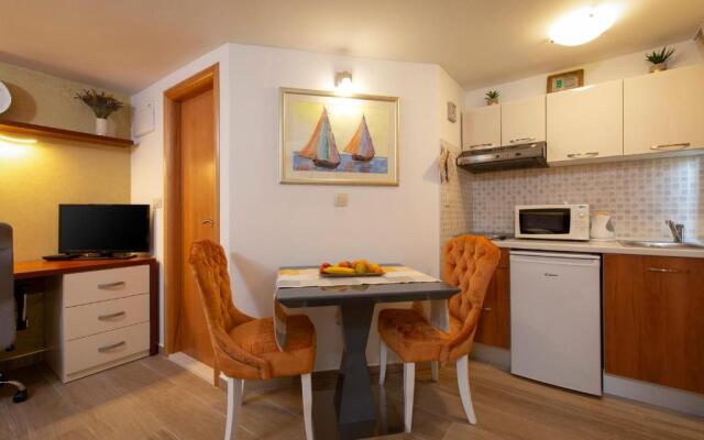 Studio apartment Oleander