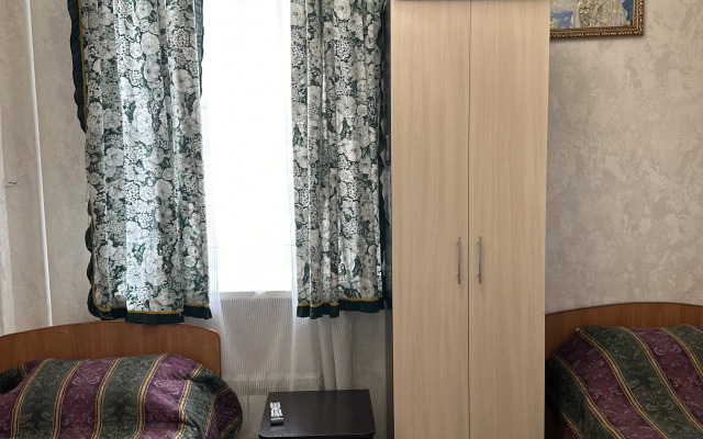 Lotos Hotel