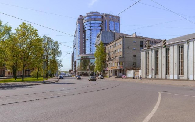 Sutki Rent S Vidom Na Nevu Apartment