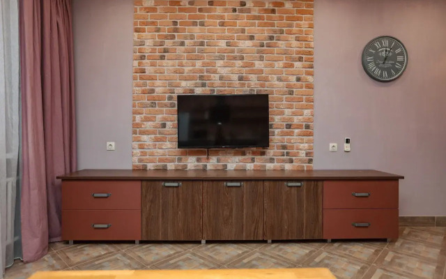 Yevro Uluchshenye V Irent72 Apartments