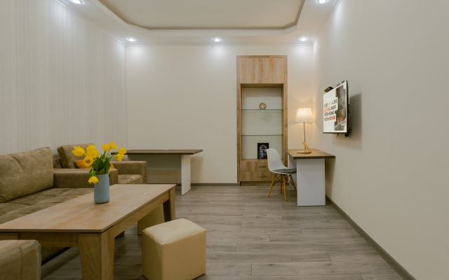 KeyGo #0079, 1 Bedroom, Near The Opera House Apartments