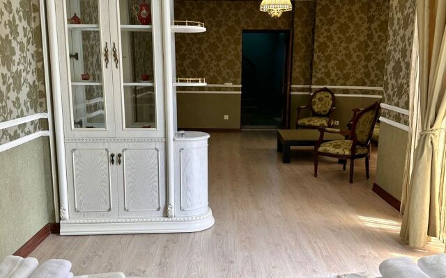 Abkhazskoye Pomestye Villa