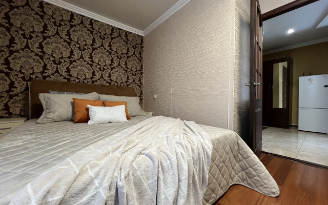 Квартира проспект Октябрьской Революции 40/4-2