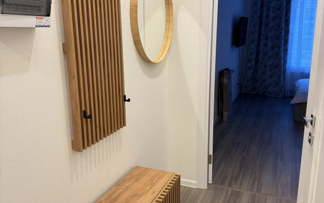 Woody Na Oktyabryskoy Naberezhnoy Flat