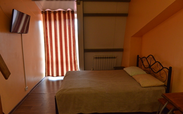 Mini-Otel Hotel "alye Parusa"