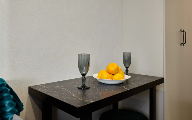 V Zhk Rezident s Balkonom Apartment