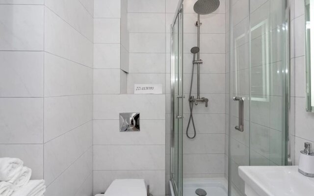 Na Plyesetskoy 10 Flat