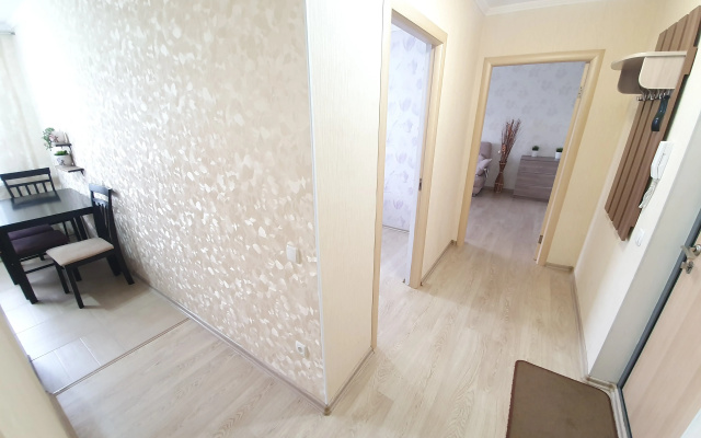 Квартира Виталий HouseRent Двухкомнатная по ул. Нефтяников, 27