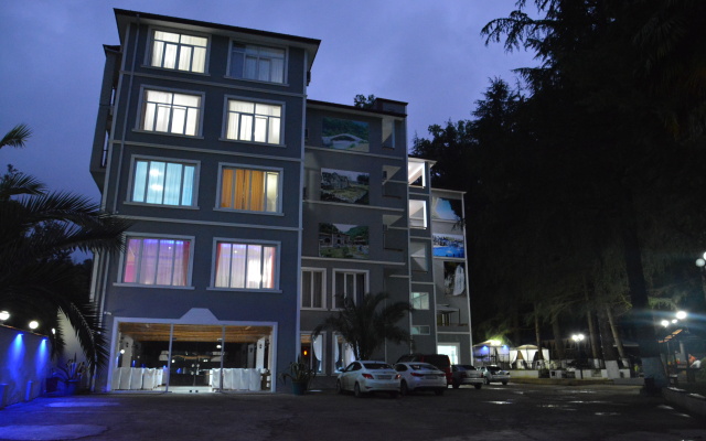 Hotel Nine Brothers